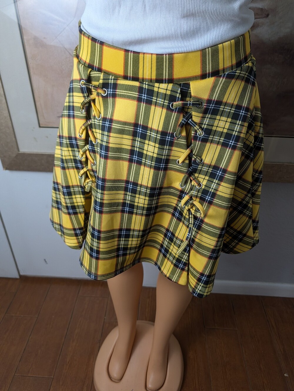 Hot Topic Yellow Plaid Lace-Up Skater Skirt Size M